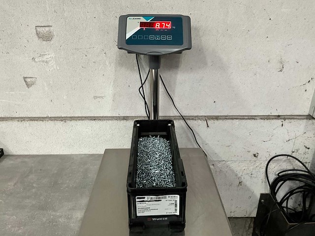 Würth 8.74 kg plaatschroef cilinderkop 3,5 x 19 in stapelbare bak - afbeelding 2 van  5
