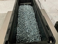 Würth 8.74 kg plaatschroef cilinderkop 3,5 x 19 in stapelbare bak - afbeelding 3 van  5