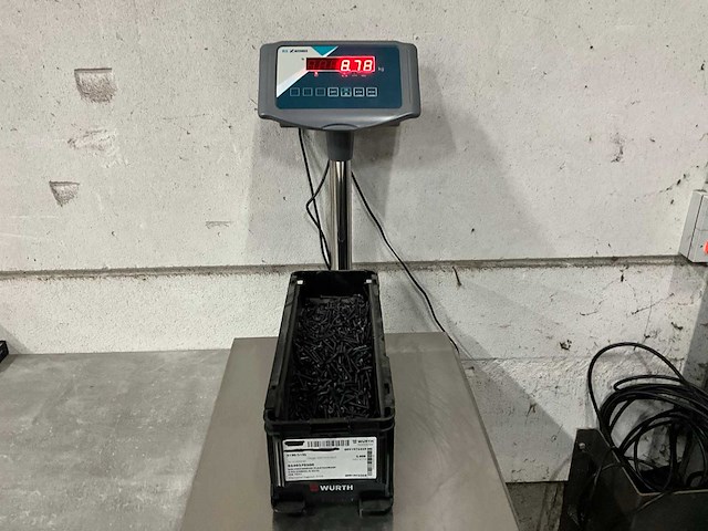 Würth 8.78 kg bolverzonken plaatschroef zwart 4,2 x 32 in stapelbare bak - afbeelding 2 van  5