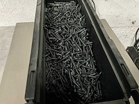 Würth 8.78 kg bolverzonken plaatschroef zwart 4,2 x 32 in stapelbare bak - afbeelding 3 van  5