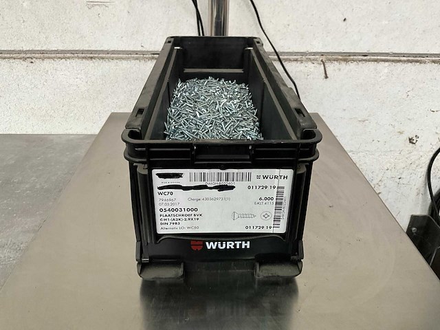 Würth 8.80 kg plaatschroef bvk 2,9 x 19 in stapelbare bak - afbeelding 1 van  5