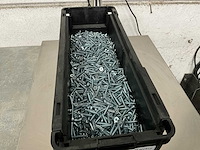 Würth 8.95 kg verzonken plaatschroef 4,2 x 25 in stapelbare bak - afbeelding 3 van  5