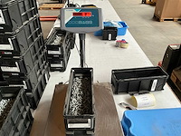 Würth 9.16kg veerring 16 in stapelbare bak - afbeelding 5 van  7