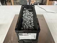 Würth 9.21kg schroef zeskantkop met voldraad m10x20 in stapelbare bak - afbeelding 1 van  6