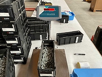 Würth 9.46kg bzk bout m8x40 in stapelbare bak - afbeelding 4 van  6