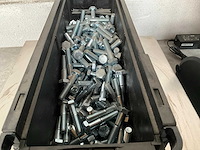 Würth 9.49 kg zeskant bout m10x50 in stapelbare bak - afbeelding 2 van  4