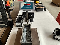 Würth 9.60kg spaanplaatschroef lenskop 5x16 in stapelbare bak - afbeelding 5 van  6