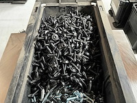 Würth 9.64kg assorti schroeven in stapelbare bak - afbeelding 1 van  3