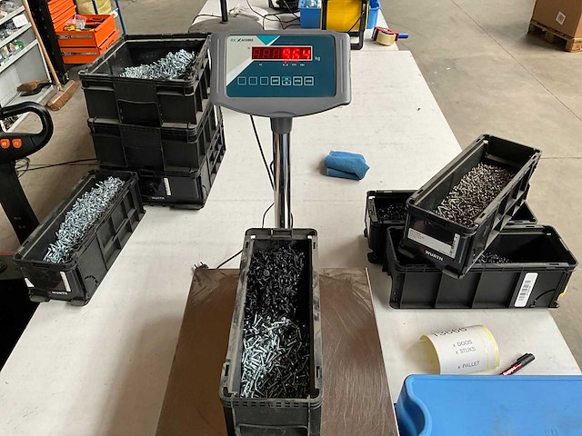 Würth 9.64kg assorti schroeven in stapelbare bak - afbeelding 7 van  7