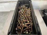 Würth 9.69 kg zeskant tapbout m8x55 in stapelbare bak - afbeelding 2 van  3