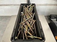 Würth 9.81 kg zeskantbout m8x120 in stapelbare bak - afbeelding 3 van  5