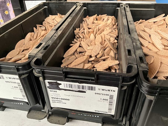 Würth lamellen in stapelbare bakken - afbeelding 6 van  11