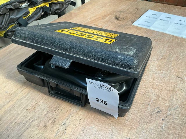 Würth master dms 2 pneumatische multicutter - afbeelding 5 van  5