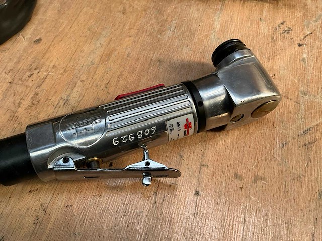 Würth master dms 2 pneumatische multicutter - afbeelding 2 van  5