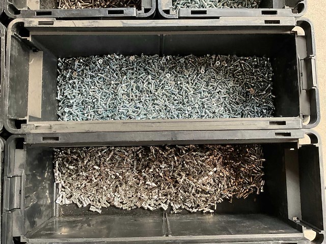 Würth palletdeal 104,5kg diverse bevestigingsmaterialen in stapelbare bakken - afbeelding 20 van  20