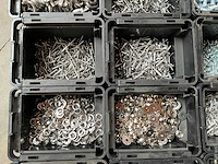 Würth palletdeal 113kg diverse bevestigingsmaterialen in stapelbare bakken - afbeelding 12 van  14