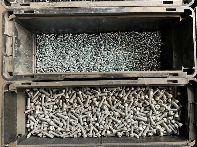 Würth palletdeal 117kg diverse bevestigingsmaterialen in stapelbare bakken - afbeelding 10 van  19
