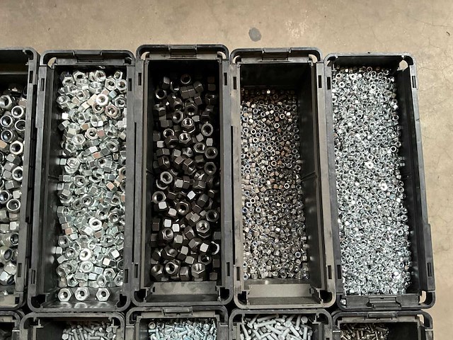 Würth palletdeal 149.5kg diverse bevestigingsmaterialen in stapelbare bakken - afbeelding 7 van  9
