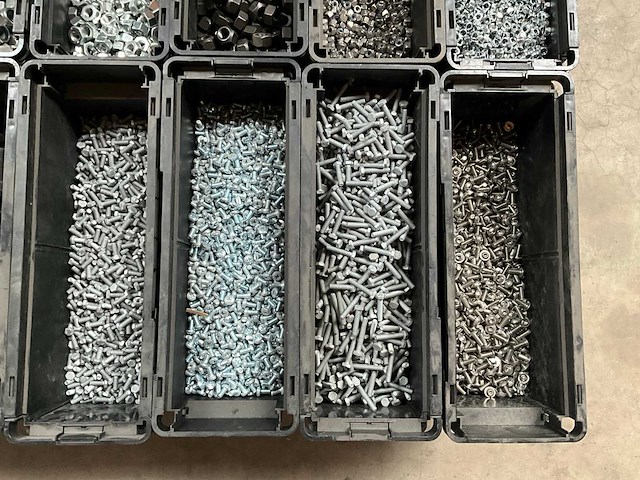 Würth palletdeal 149.5kg diverse bevestigingsmaterialen in stapelbare bakken - afbeelding 8 van  9