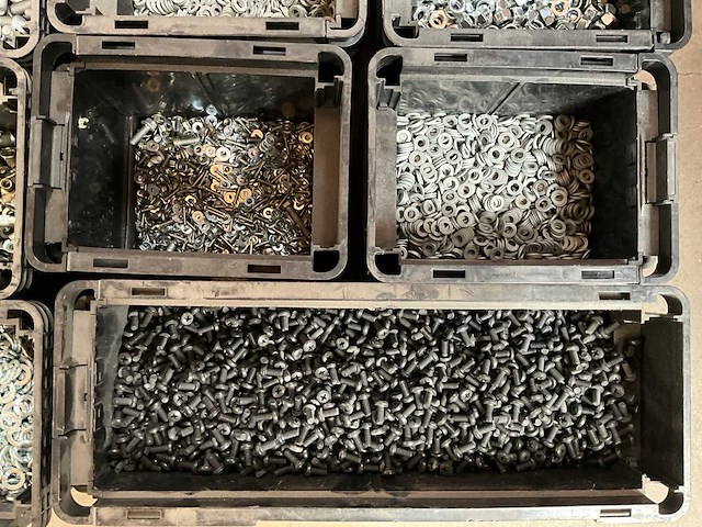 Würth palletdeal 158lg diverse bevestigingsmaterialen in stapelbare bakken - afbeelding 5 van  20