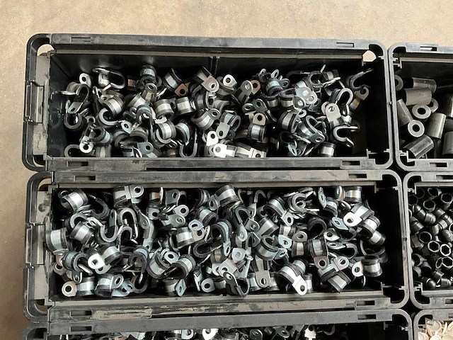 Würth palletdeal overige bevestigingsmaterialen in stapelbare bakken - afbeelding 2 van  17
