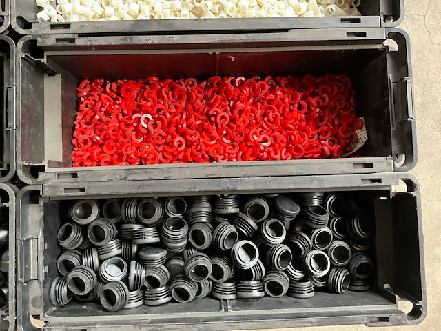 Würth palletdeal overige bevestigingsmaterialen in stapelbare bakken - afbeelding 3 van  17