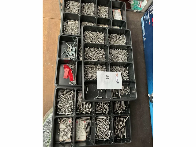 Würth partij inox schroeven - afbeelding 1 van  2