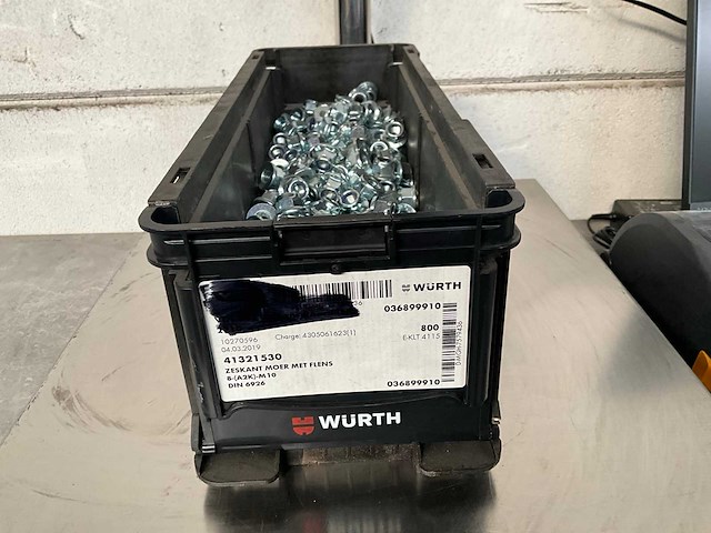 Würth zeskant moer met flens m10 in stapelbare bak - afbeelding 1 van  5