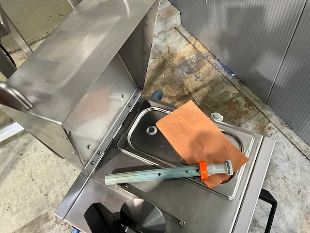 W&ve spuitmachine - afbeelding 5 van  5