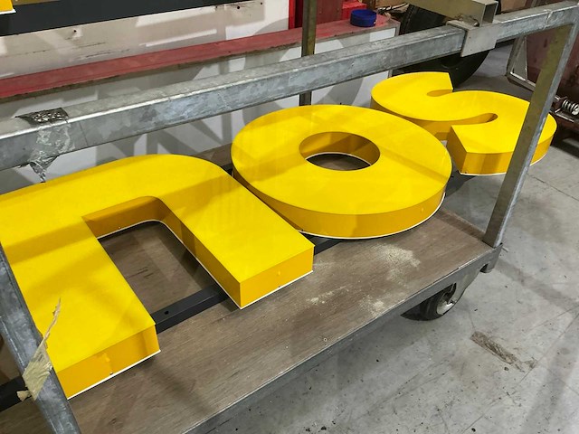 Xenos lichtreclame - afbeelding 3 van  3