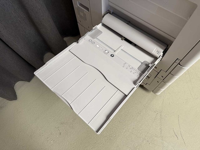 Xerox altalink c8130 - multifunctionele laserprinter - afbeelding 11 van  13