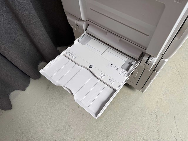 Xerox versalink c7030 - multifunctionele laserprinter - afbeelding 11 van  14