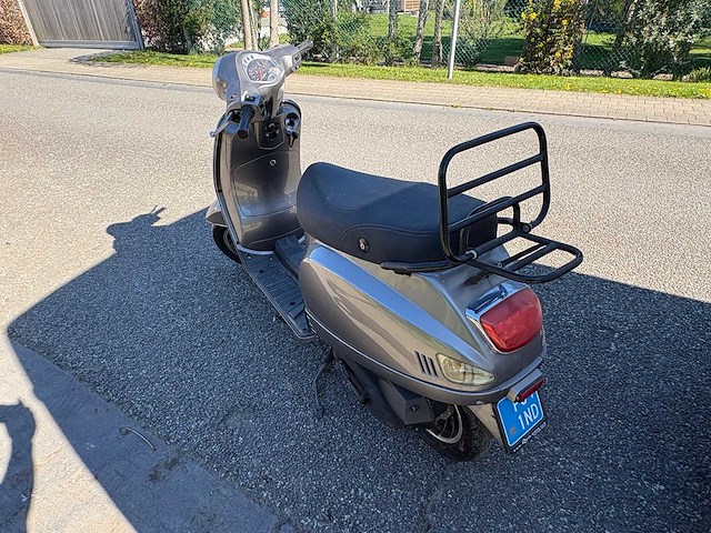 Xinix - snorscooter - touring - scooter - afbeelding 6 van  8