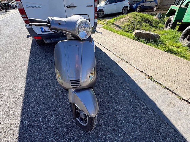Xinix - snorscooter - touring - scooter - afbeelding 4 van  10