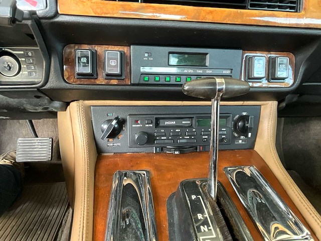 Xjs sunroof coupé jaguar - afbeelding 14 van  52