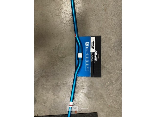 Xlc mtb stuur aluminium blauw - afbeelding 1 van  1