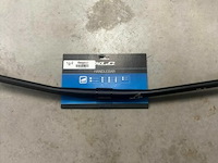 Xlc riser stuur 31.8 mm 700 mm zwart - afbeelding 1 van  1