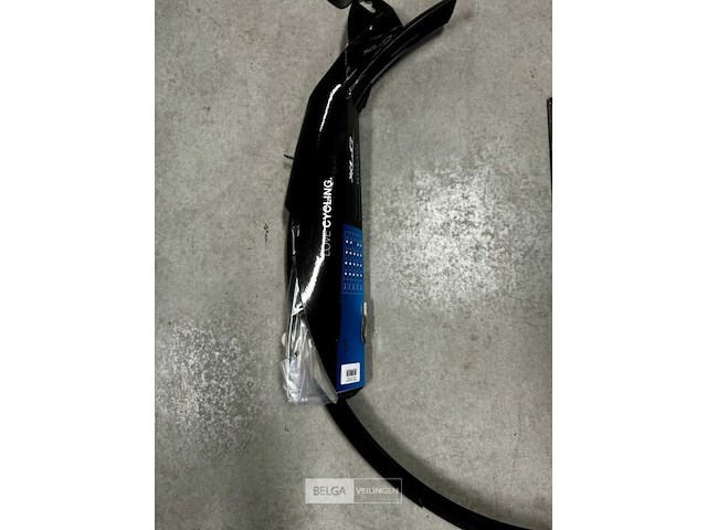 Xlc spatbord set mg-f05 28" 46 mm zwart - afbeelding 1 van  1