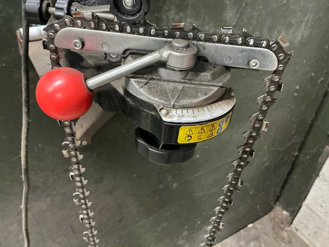 Xlp950 kettingslijpmachine - afbeelding 1 van  1