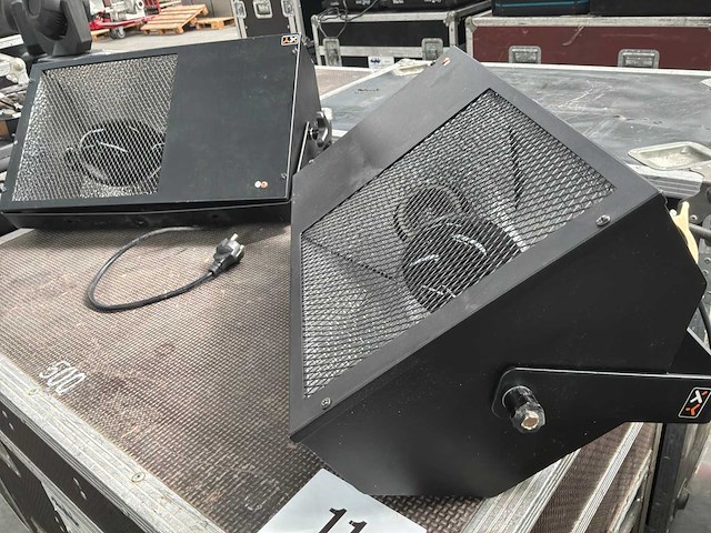 Xy uva-400 black floodlight (2x) - afbeelding 2 van  7