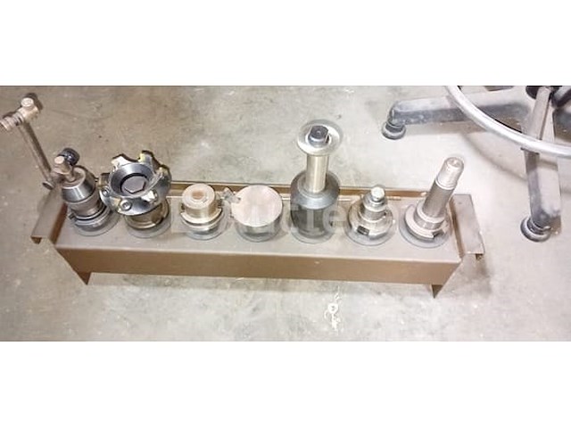 Xyz prototrak smx 3500 cnc freesmachine - afbeelding 8 van  17