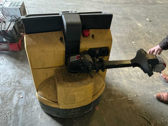 Yale electrisch elektrische palletwagen - afbeelding 2 van  7