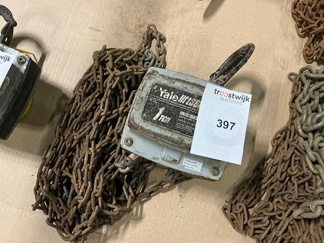 Yale manuele kettingtakel (2x) - afbeelding 1 van  2