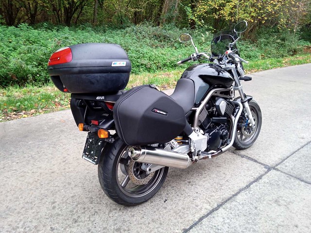 Yamaha - bulldog 1100 - motorfiets - afbeelding 3 van  5