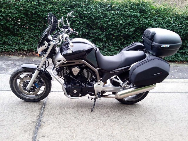 Yamaha - bulldog 1100 - motorfiets - afbeelding 1 van  9