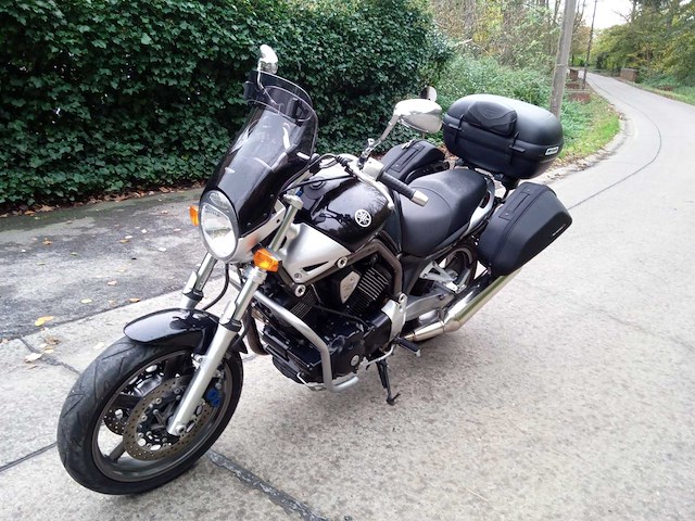 Yamaha - bulldog 1100 - motorfiets - afbeelding 4 van  9