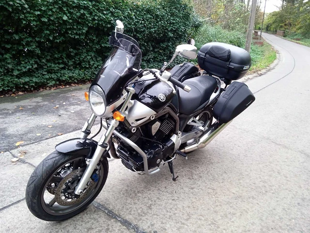 Yamaha - bulldog 1100 - motorfiets - afbeelding 4 van  9