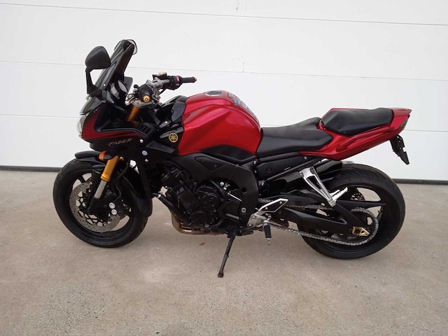 Yamaha - fazer fz1 - motorfiets - afbeelding 1 van  9