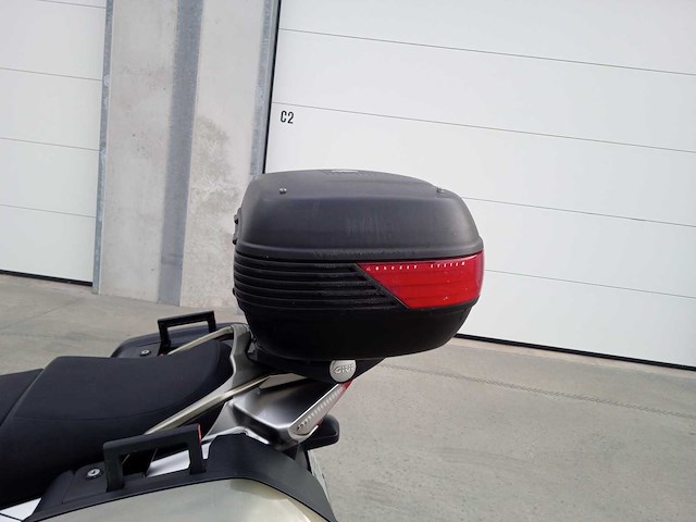 Yamaha - fjr 1300 - motorfiets - afbeelding 10 van  12