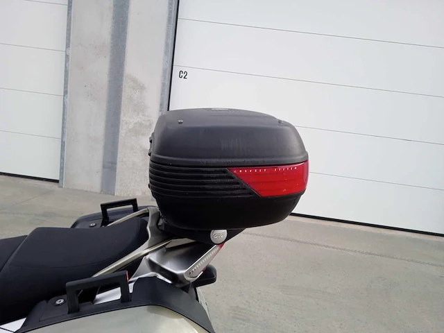 Yamaha - fjr 1300 - motorfiets - afbeelding 10 van  12